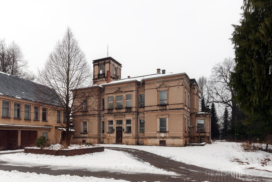 Listed Villa "Uhle" in Flöha, Flöha