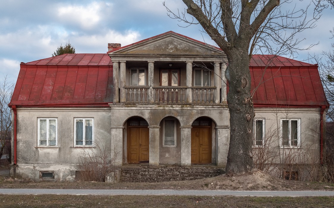 Manor or Country house - Dwór or Dworek?, Hrubieszów