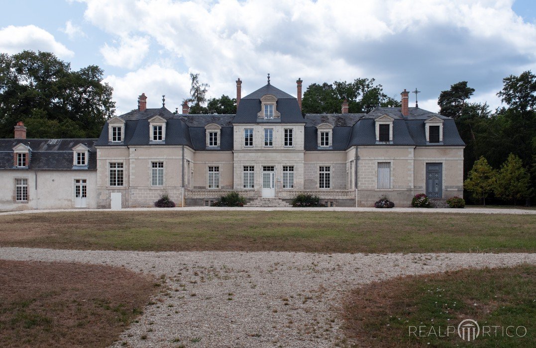 Castle / Manor House in Saint-Cyr-en-Val, Saint-Cyr-en-Val