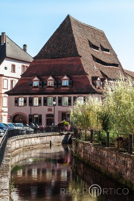 "Maison du Sel" in Wissembourg - Listed Building from the 15th Century, Wissembourg
