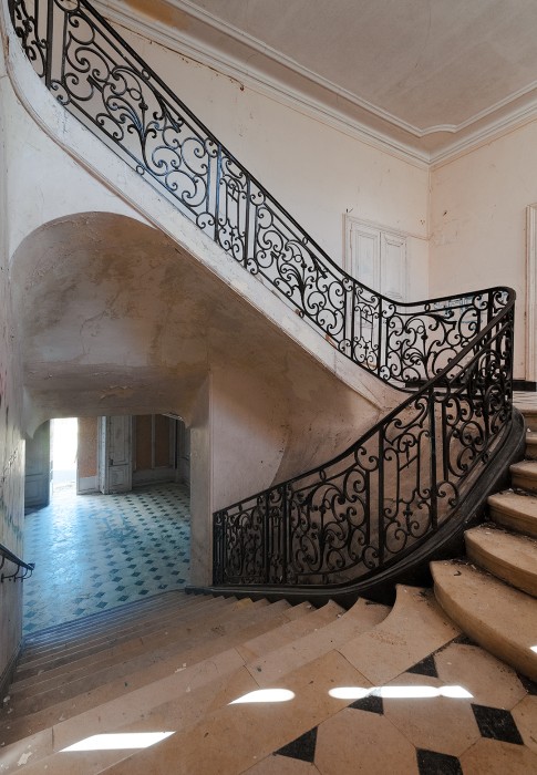 Baroque castle in Normandy: staircase, Noyers