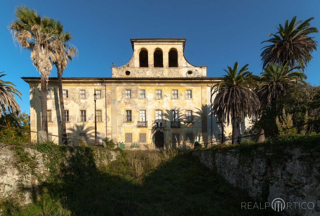 Villa in Pistoia at Sunrise (Toskana), Pistoia