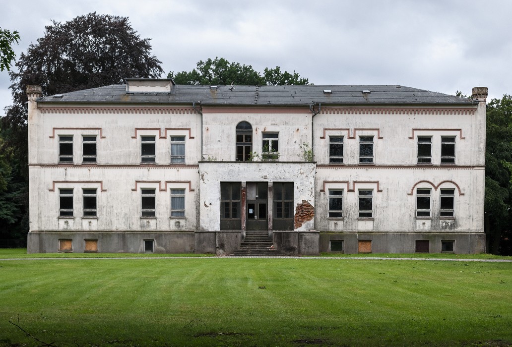 Neu Poserin Manor, Neu Poserin