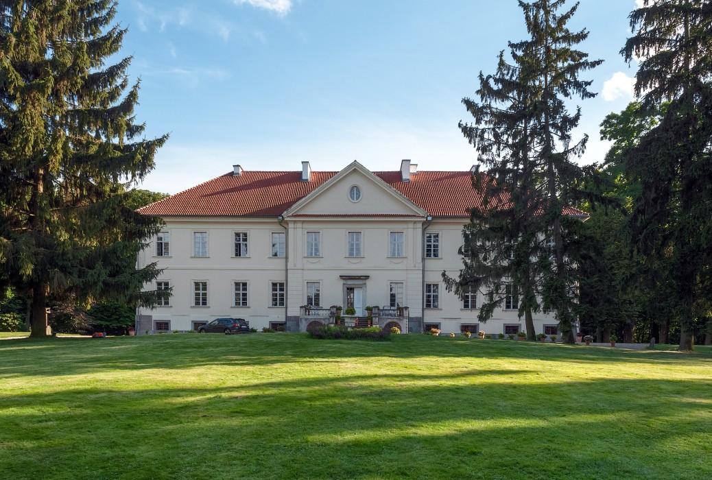 Manor houses in former East Prussia: Nakomiady, Nakomiady