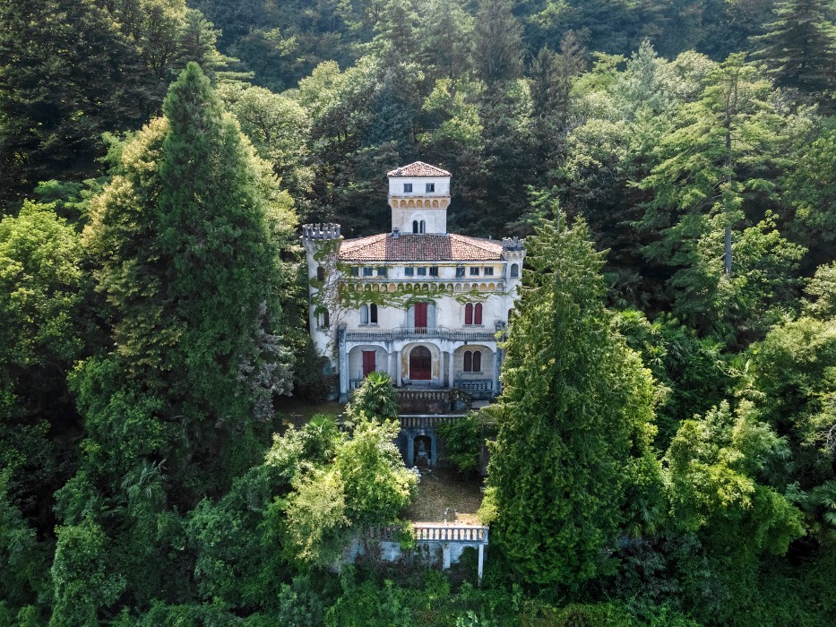 Lake Maggiore Mansions: Villa Gianfranco Ferré, Stresa