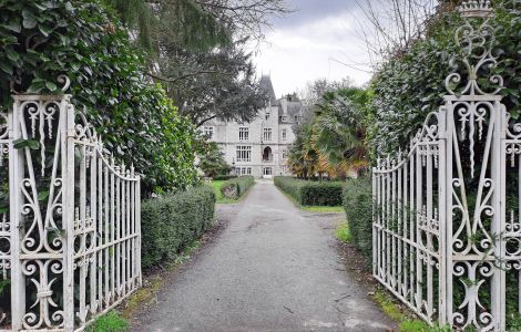 Manors of Brittany: Château du Val-Bouan