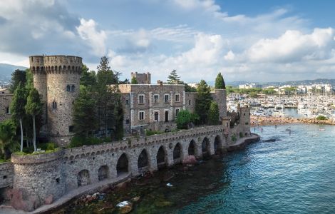 Mandelieu-la-Napoule, Château de la Napoule - Seaside Palace in Mandelieu-la-Napoule