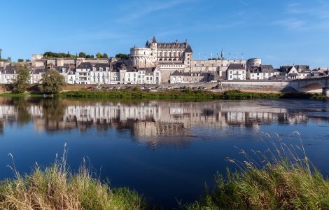  - View of the Amboise Castle