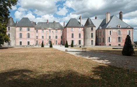 - Loire Castles: Meung-sur-Loire