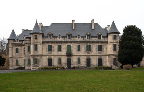  - Castle in Lamorlaye, Haut-France