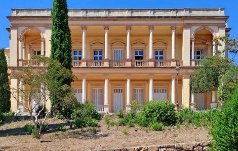 Fréjus, Avenue du Général d'Armées Jean Calliès -  Mansion Château Aurélien in Fréjus