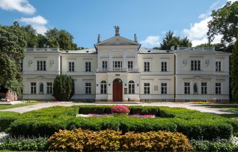 Ursynów,   Ulica Nowoursynowska - Krasiński Palace in Warsaw-Ursynów