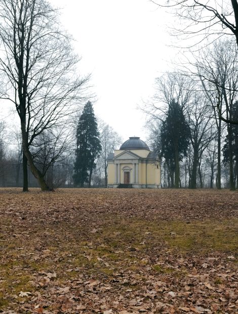  - Krowiarki Castle in Silesia: Mausoleum