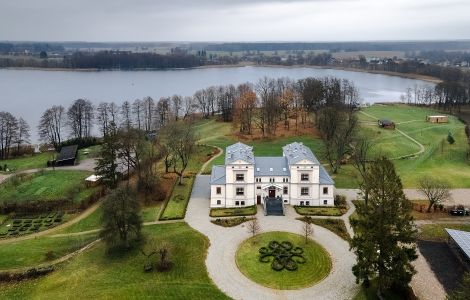  - Charming Boutique-Hotel: Manor in Warlity