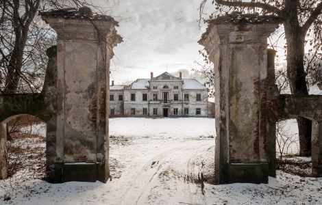 Sobieszyn, Pałac Kickich w Sobieszynie - Classical Mansion in Sobieszyn