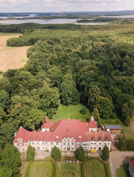 Sztynort, Pałac rodu von Lehndorff - Kasteel Steinort in Warmia-Masurië