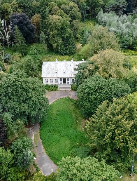  - Old Manor in Umiastów (Warsaw)