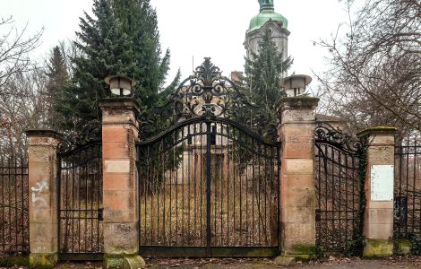 Zeitz, Villa Naether - Abandoned Mansion in Eastern Germany: Iron Gate