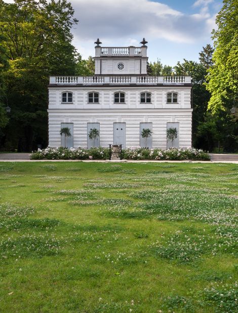 /pp/cc_by_nc_nd/thumb-weisses-haus-warschau-realportico.jpg