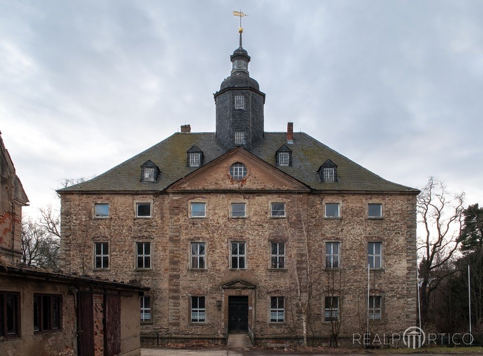 Moated Castle in Dobitschen, Dobitschen