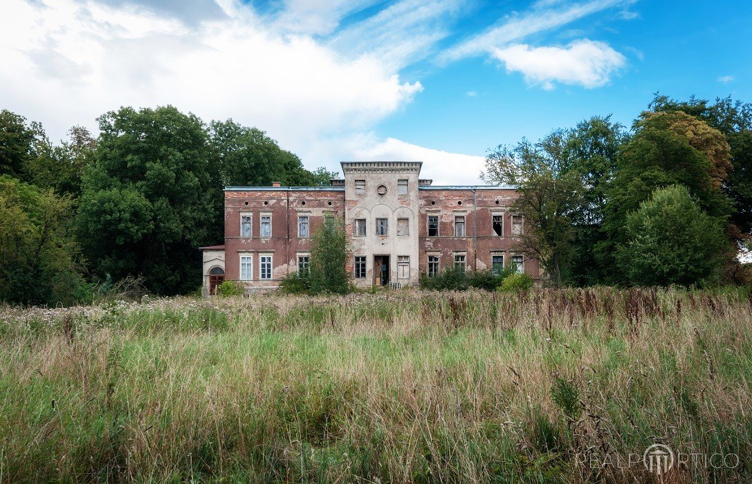 Manor in Bierzwnica  (West Pomerania), Bierzwnica