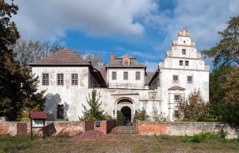 Großmühlingen, Schlosshof - Renaissance Castle in Großmühlingen