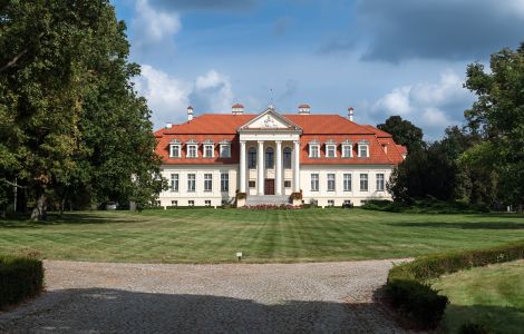  - Manor in Winna Góra (Greater Poland)