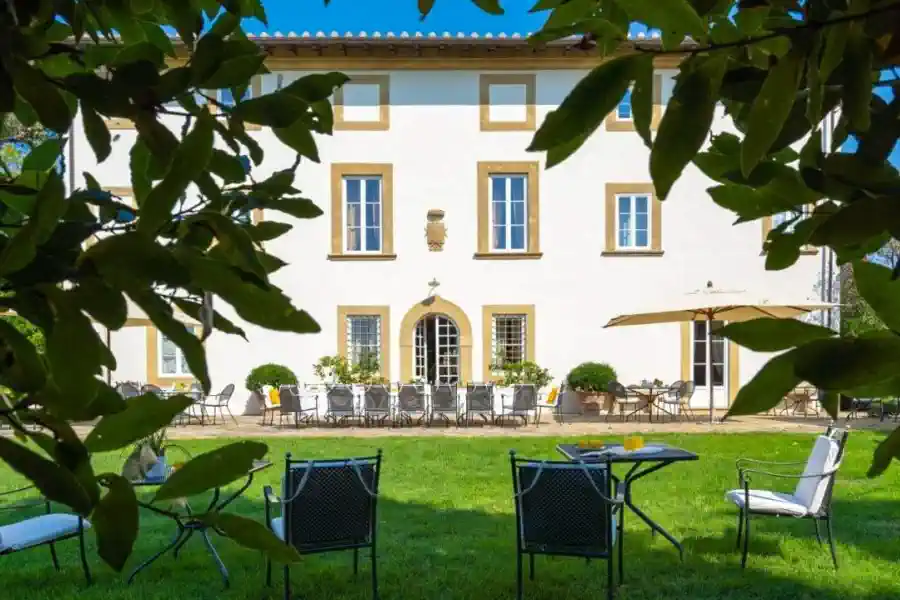 Buy castle in Italy June 2025