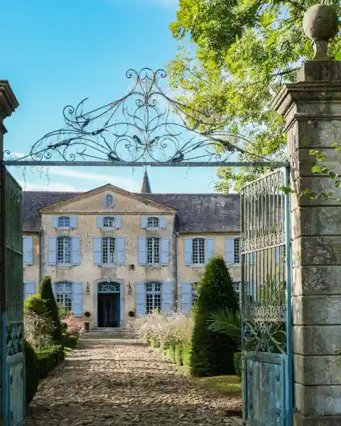 Manor for sale South of France November 2025