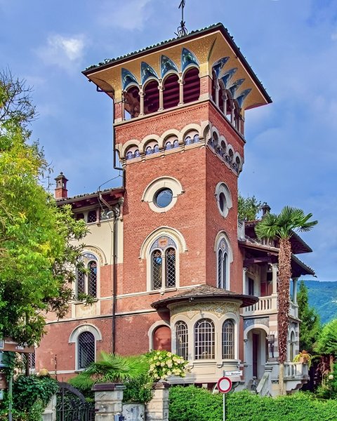 Find a villa - Old mansions for sale