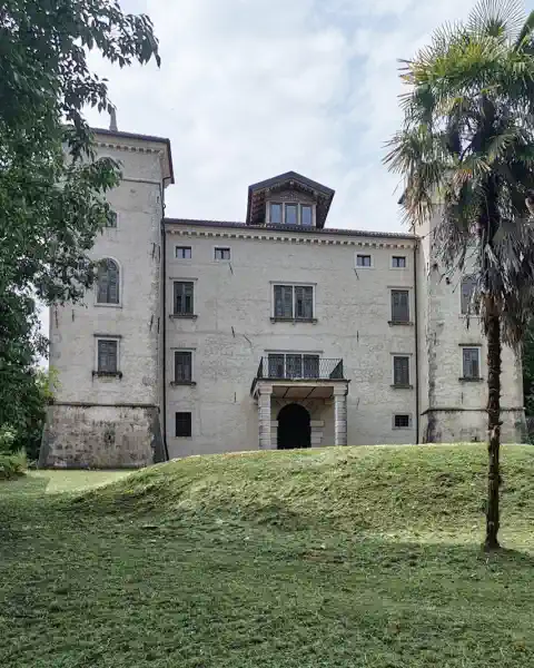 Castle Historic property listings May 2026