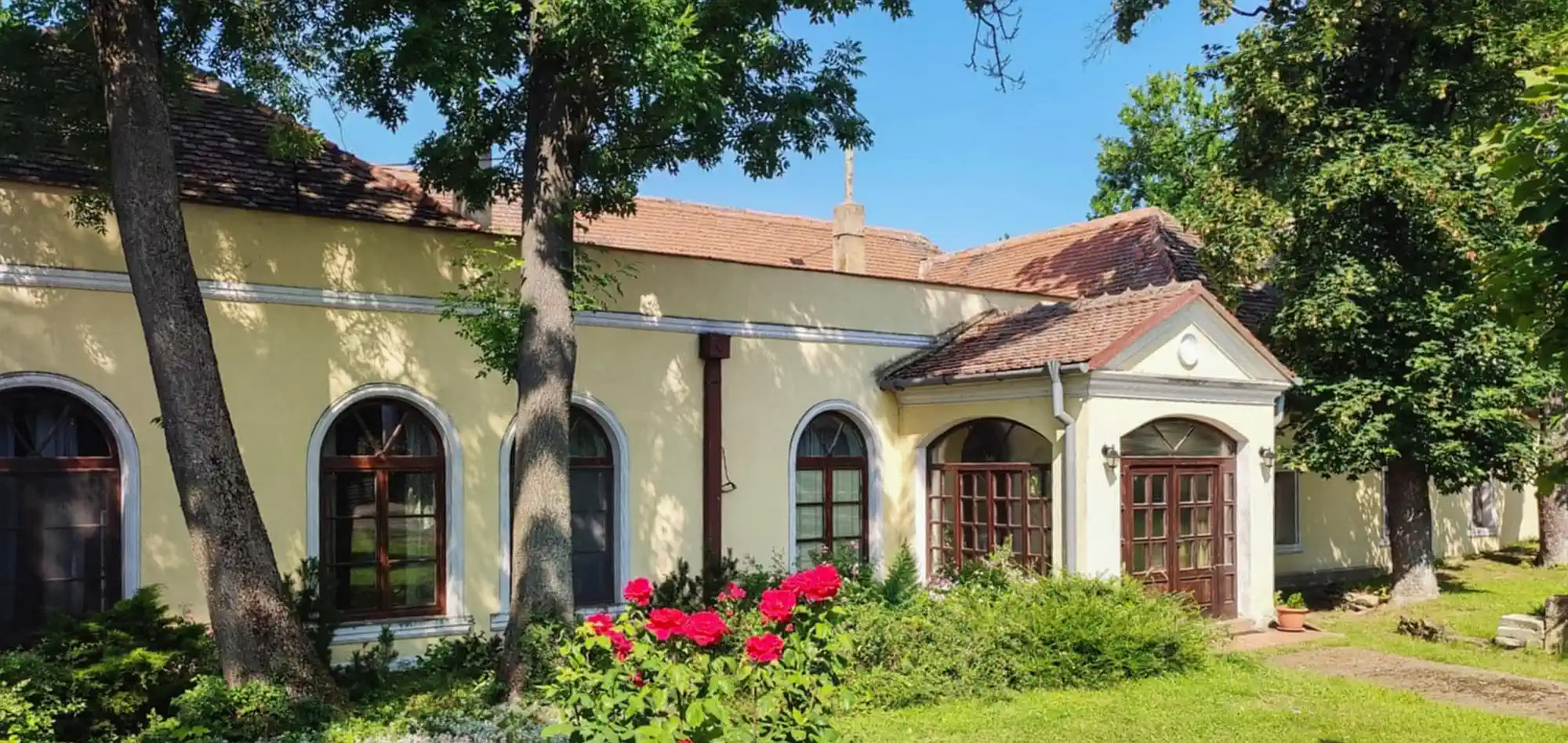 Herregård med bastion og park nær Piešťany i det vestlige Slovakiet, Slovakiet