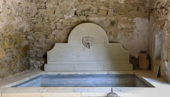 Historic property for sale Uzès, Occitania