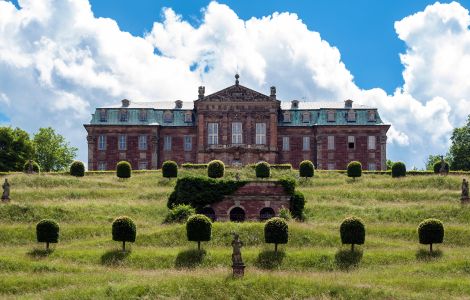 Burgscheidungen, Schlossbergstraße - Baroque Castle Burgscheidungen with Baroque Garden