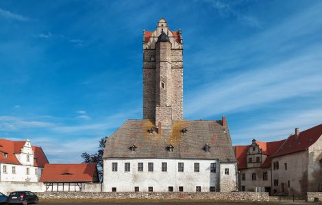 Plötzkau, Schlosshof - Plötzkau Castle, Saxony-Anhalt