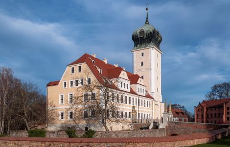 /pp/public_domain/thumb-deutschland-sachsen-delitzsch-schloss.jpg