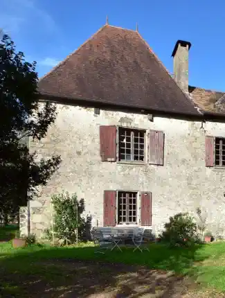 10-hectare estate with a manor and equestrian facilities, Busserolles, New Aquitaine