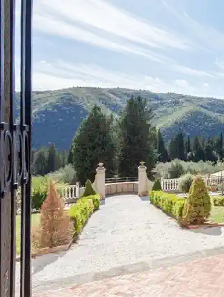 Historic Villa South of Florence with Parkland and Spa - 10 acres, Firenze, Tuscany