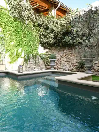 Authentically renovated historic building with private garden and pool, Uzès, Occitania