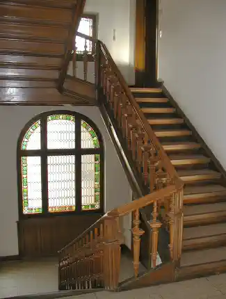 Historic Winemaker's Residence: Town Mansion in Neustadt an der Weinstraße