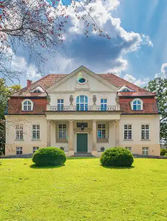 Manor estate with neoclassical mansion in the Warmia-Pomerania region – 62 acres, Marzewo, Warmia-Masuria