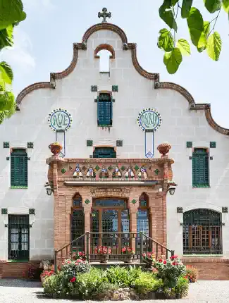 Can Borrell Estate with palace and 157 hectares of land , Castellar del Vallès, Catalonia