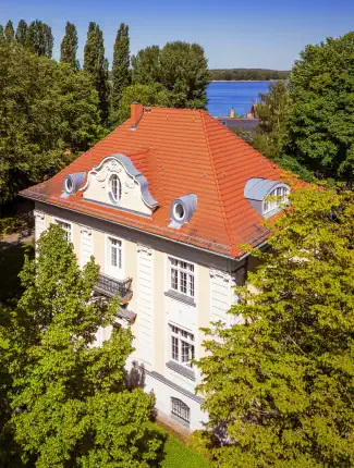 Historic villa in prominent location in Potsdam, Potsdam, Brandenburg