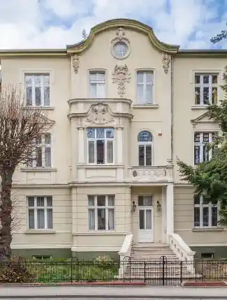 Ground floor of a tenement house on jagiełły street - the heart of lower Sopot, Sopot , Pomerania