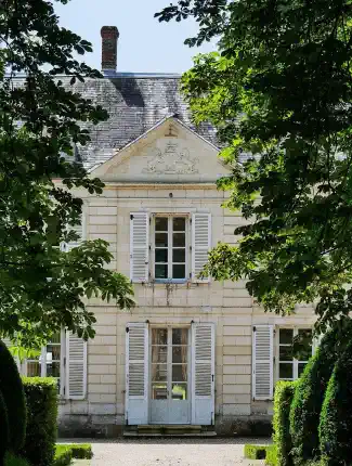 Loire Valley castle in need of renovation near Château de Chenonceau