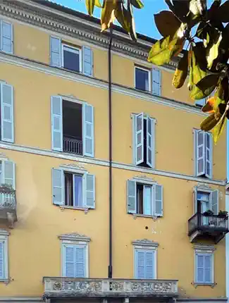 Historic apartment with lake views in Verbania, Verbania, Piedmont