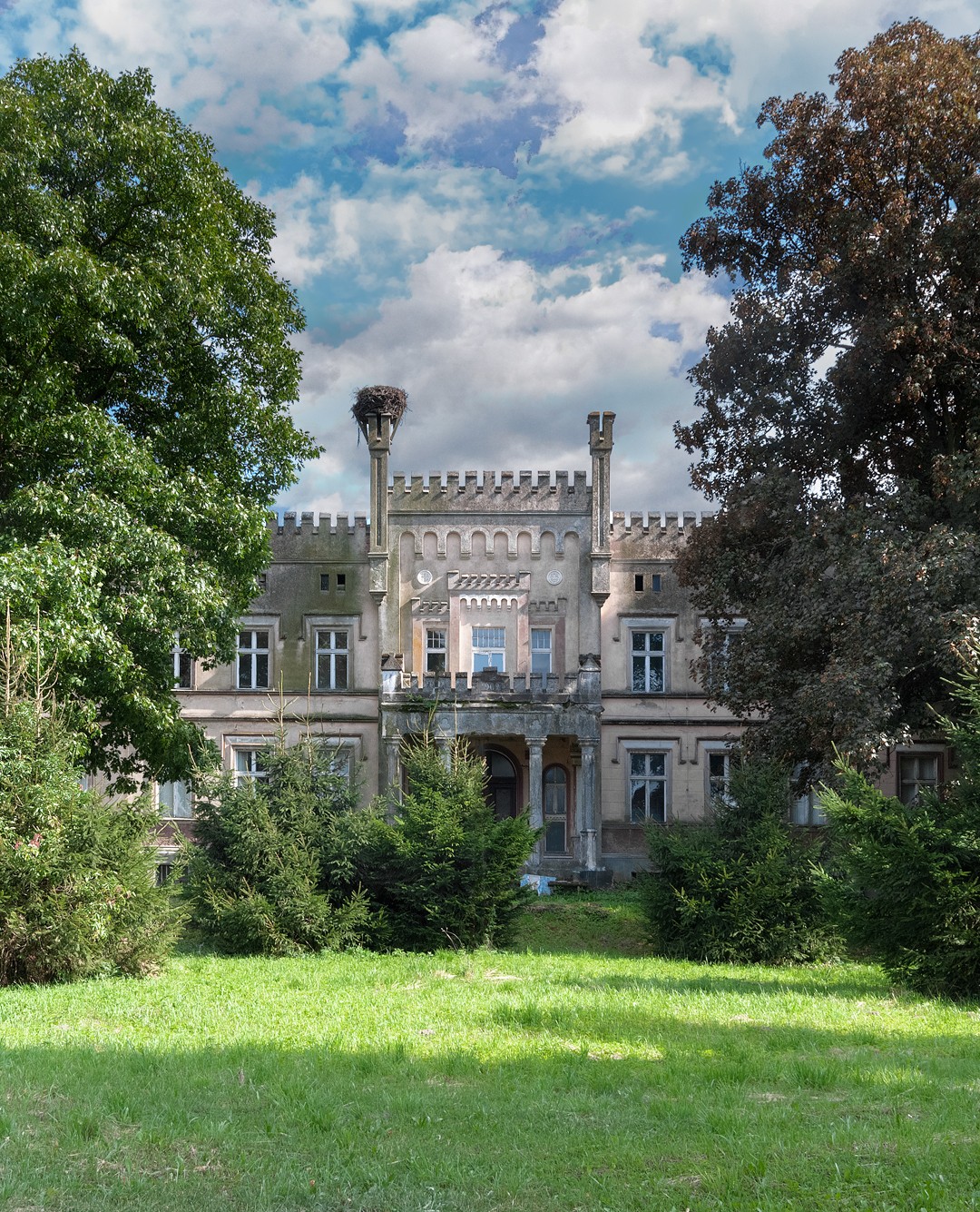 Old Manor in Nadarzyn, Pomerania, Exterior view