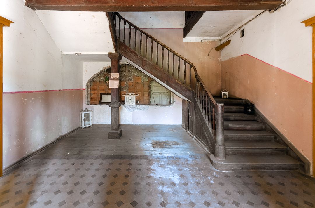 Old mansion in Żegocin, interior view, staircase